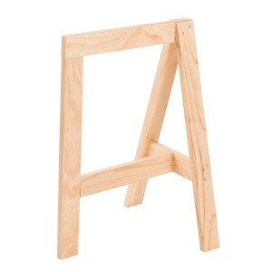 Cavalletti in legno, non trattati, ideali per progetti di costruzione e come base.