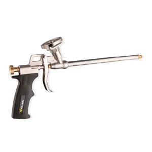 Pistola a spruzzo t.b.t. con manico nero e corpo in metallo argentato.