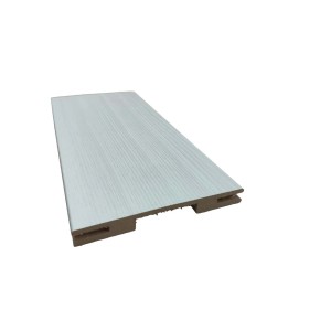 Giunto maschio-femmina chiaro per accessori per porte.