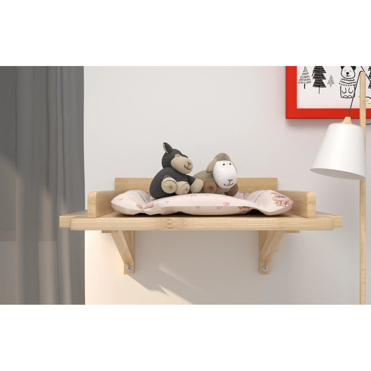 Fasciatoio in legno con peluche montato a parete.