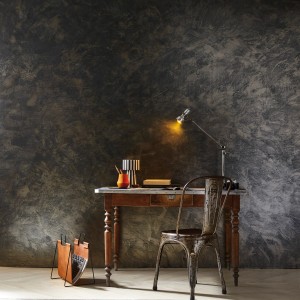 Pittura decorativa t.b.t. effetto grigio-marrone. Pittura murale decorativa per interni.