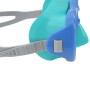 Primo piano di una maschera da immersione turchese con montatura blu e cinturino grigio.