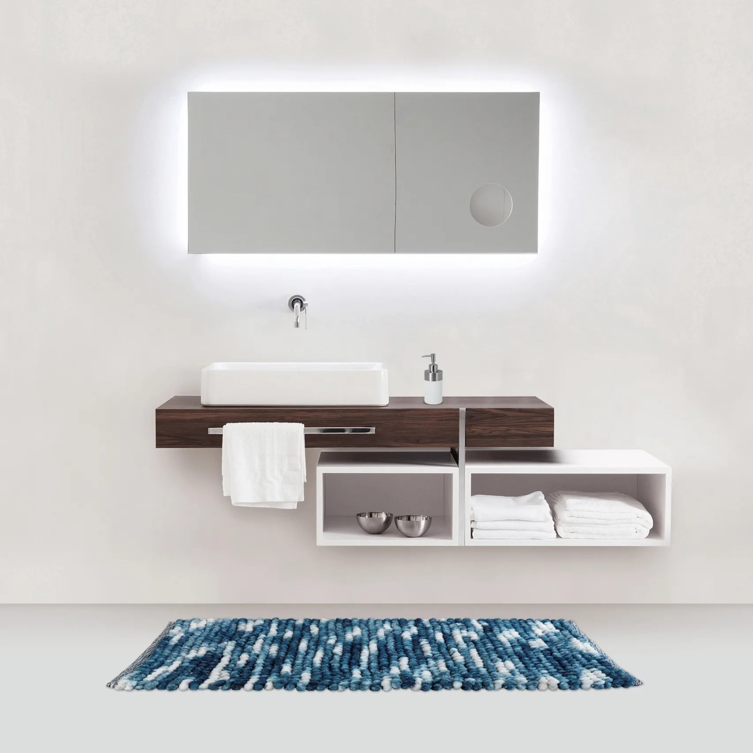 Tappeto Da Bagno Wenko – Blu Marino – 90x60 Cm – Morbido Ciniglia Con Fondo Antiscivolo