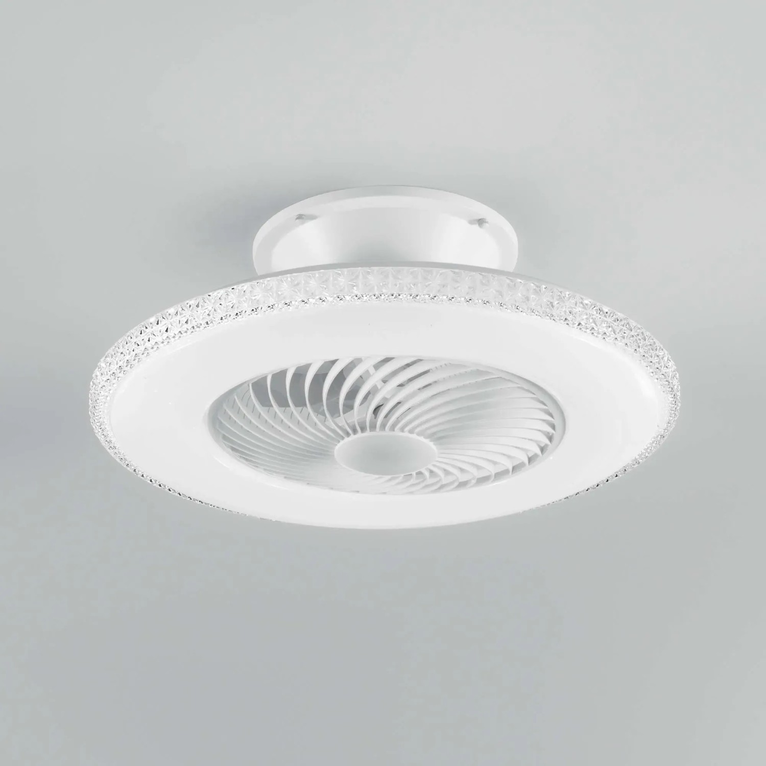 Plafoniera LED bianca con funzione ventilatore.