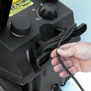 Dettaglio di una Idropulitrice t.b.t. con avvolgicavo.