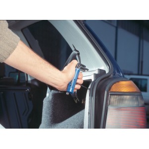 Set LUX TX Classic 8 pezzi in uso: cacciavite per viti TX sull'auto.