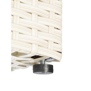 Dettaglio: Vaso bianco (17x17 cm) effetto rattan con piedino regolabile.