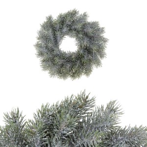 Ghirlanda natalizia decorativa verde con effetto neve per un'atmosfera festiva.