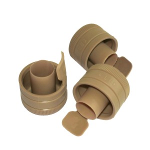 Diversi t.b.t. per macchine da raccolta, plastica beige con chiusura.