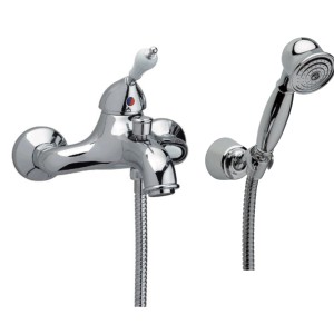 Miscelatore vasca t.b.t. lucido con doccetta per bagni rilassanti.