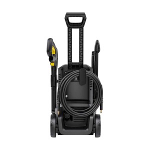 Idropulitrice nera con tubo e accessori.