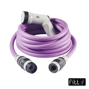 Tubo per irrigazione t.b.t. viola con pistola a spruzzo bianca e connettori.