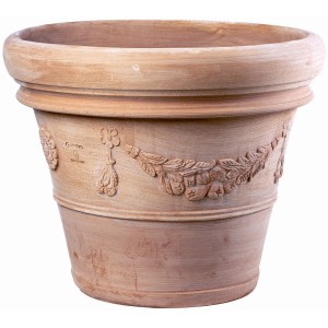 Vaso da fiori in terracotta t.b.t. con decorazione a rilievo.