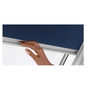 Tenda oscurante manuale per finestre da tetto Velux 55x98 cm blu scuro