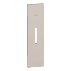 Placca t.b.t. per interruttori e pulsanti in beige.