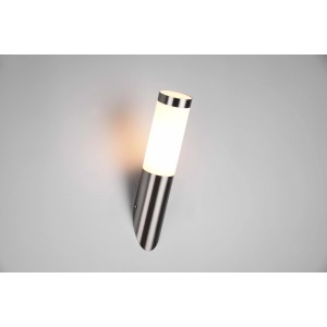 Moderna applique t.b.t. con paralume cilindrico e corpo in acciaio inox.