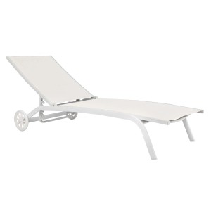 Lettino prendisole bianco con ruote per giardino e terrazza.