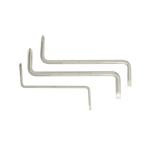 Set di tre cacciaviti a L di diverse dimensioni.