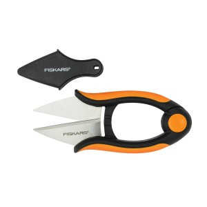 Forbici per erbe aromatiche Fiskars Solid SP220, nero-arancio, con protezione lama.