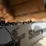 Dettaglio della catena di una motosega Sherwood.