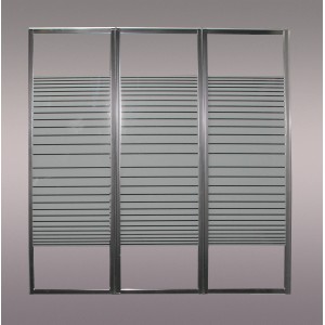 Pannello vasca t.b.t. con strisce orizzontali.