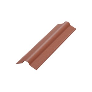 Pannello per tetto in plastica marrone t.b.t. per progetti di copertura.
