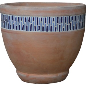 Vaso in terracotta t.b.t. con decoro a mosaico blu.