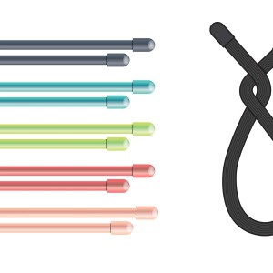 Fascette stringicavo t.b.t. in vari colori e un anello nero.