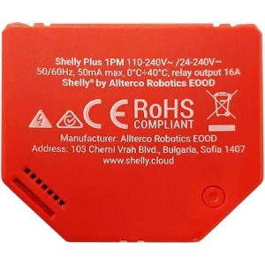 Interruttore domotico Shelly Plus 1PM rosso con dettagli tecnici e certificazioni.