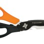 Utensile da taglio Fiskars t.b.t. con manico nero e arancione.