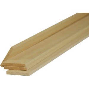 Listelli in legno piallato, colore legno chiaro.