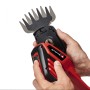 Tagliasiepi a batteria Einhell Power X-Change GE-CG 18/100 Li T-Solo con accessorio tagliasiepi in azione.