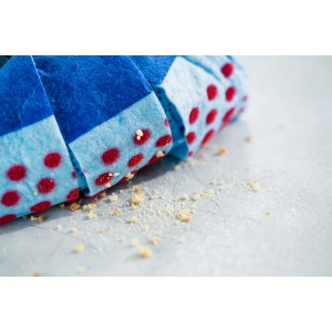 Ricambio Vileda Supermocio con strisce in microfibra blu e punti rossi abrasivi.