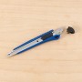 Cutter LUX blu (9 mm) con corpo in plastica e lama.