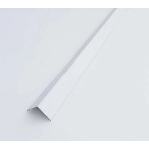 Profilo angolare bianco per pannelli in cartongesso.