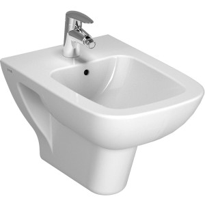 Bidet bianco sospeso con rubinetto. Categoria: Bidet.