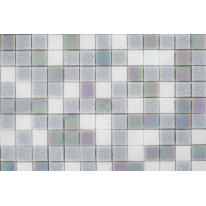 Mosaico t.b.t. con accenti bianchi e iridescenti.
