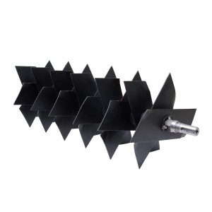 Rullo a lame per scarificatore, lame nere su albero.